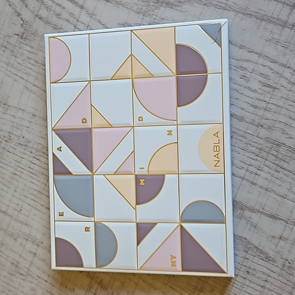 Nabla Read My Mind Palette - Picture 2 of 4
